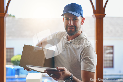 Image of Delivery man, portrait and box with tablet in logistics, ecommerce or courier service at front door. Happy male person smiling with package, carrier or cargo for online purchase, order or transport