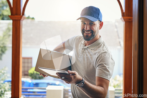 Image of Delivery man, portrait and box with tablet for logistics, ecommerce or courier service at front door. Happy male person smiling with package, carrier or cargo for online purchase, order or transport