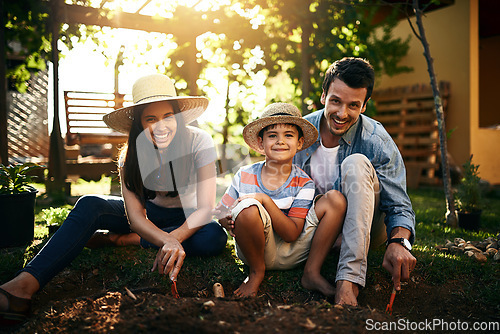 Image of Happy family, portrait or plant in garden for sustainability, agriculture or farming development in backyard Learning natural soil or parents of boy child in nature or planting for teaching a child