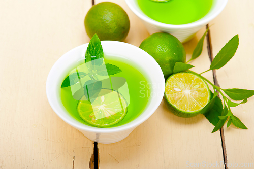 Image of mint infusion tea tisane with lime