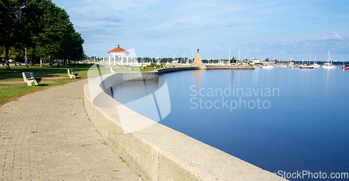 Image of coastline and waterfront near newport rhode island