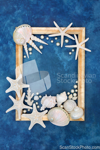 Image of Oyster Pearl and Seashell Abstract Picture Frame Design 