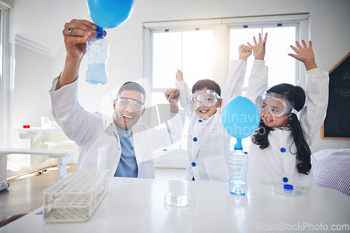 Image of Science, happy family and father with kids in living room with balloon for chemistry, reaction or experiment. Physics, test and parent with children celebrating, bottle, gas or learning fun analysis