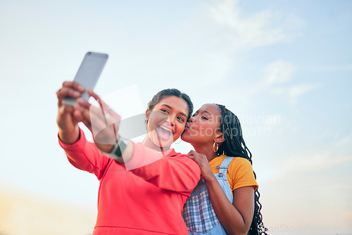 Image of Selfie, kiss and friends posing together outdoor during summer to update a profile picture or status. Photograph, love and bonding with excited young women posting to social media while in nature