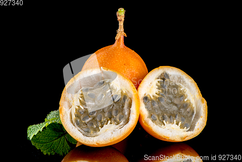 Image of Passion fruit maracuja granadilla