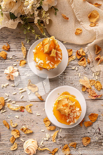 Image of Caramel mini round cheesecake