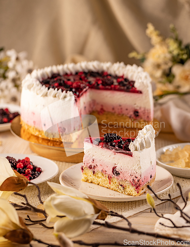 Image of Wild berries cake