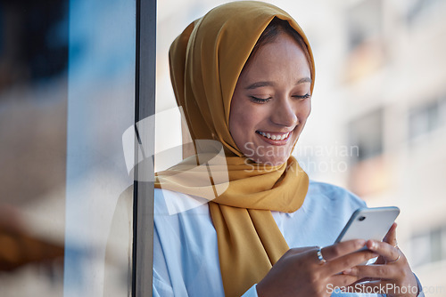 Image of Phone, city and happy muslim woman on international network, 5g communication and mobile app chat. Young hijab entrepreneur or islamic person from Saudi Arabia typing on cellphone for job opportunity