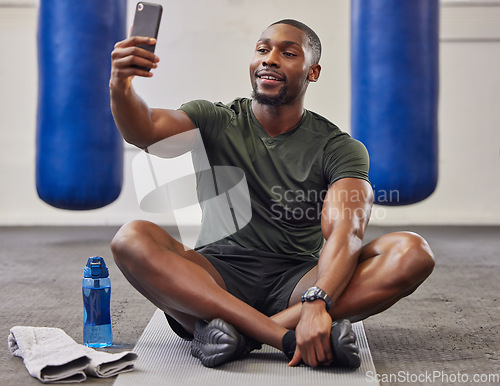 Image of Selfie, happy black man and gym sports for training, exercise and workout on social media, video call and break. Bodybuilder, athlete and smartphone for picture, fitness influencer or content creator