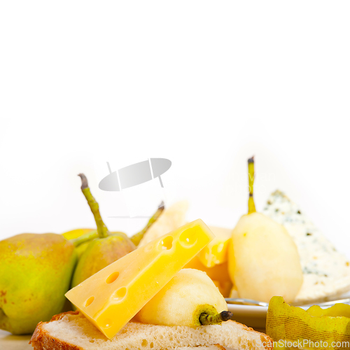 Image of fresh pears and cheese