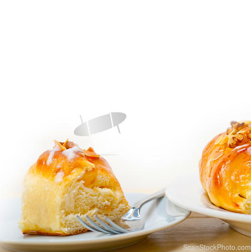 Image of sweet bread donut cake