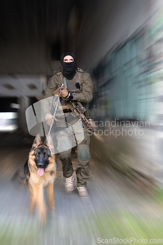 Image of Modern Warfare Soldiers with military working dog in action on the battlefield.