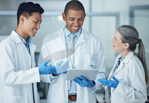 Image of Scientist, smile and tablet teamwork in science laboratory for medical research, collaboration and training achievement. Mature woman, mentor or technology for healthcare and genetic engineering help