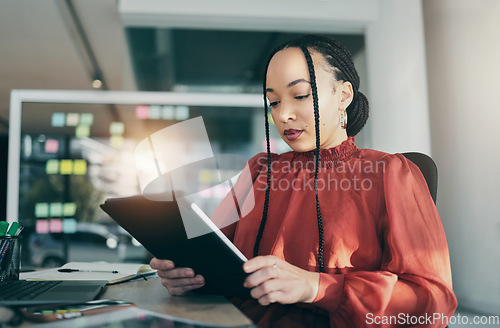 Image of Woman in office on tablet, research and ideas on moodboard business plan, brainstorming or proposal email. Thinking, reading social media and businesswoman on digital app for online review at startup