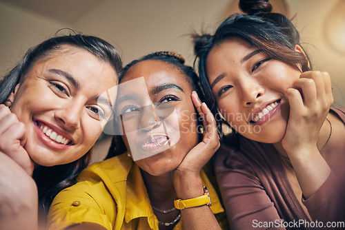 Image of Selfie, friends and women happy, relax and bond in a living room at home together on the weekend. Portrait, smile and people with diversity pose for profile picture, blog or social media memory post