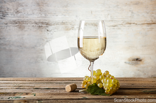 Image of Glass of white wine