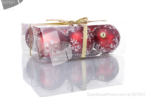 Image of box with christmas balls