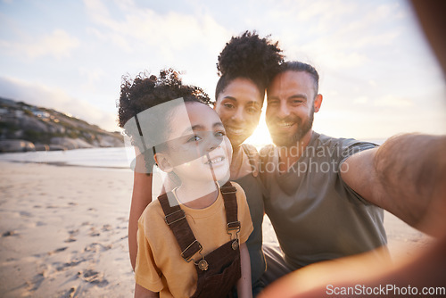 Image of Portrait, family and selfie at beach at sunset, bonding and having fun outdoor. Face, smile and father, kid and mother at ocean in interracial, summer holiday or vacation to travel in profile picture