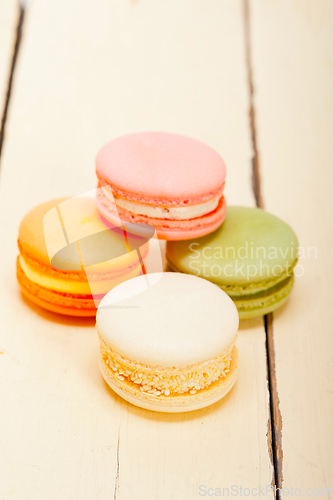 Image of colorful french macaroons