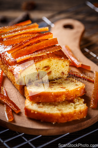 Image of Cake with candied orange zest