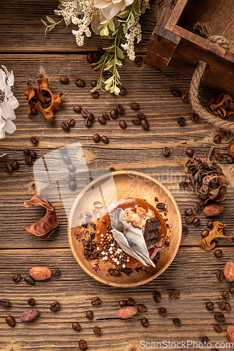 Image of Mini round chocolate and coffee cake