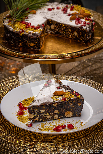 Image of Raw vegan chocolate cake