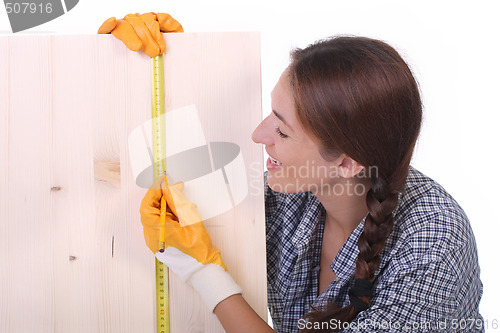 Image of woman carpenter 