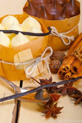 Image of chocolate vanilla and spices cream cake dessert