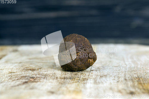 Image of rye bread ball