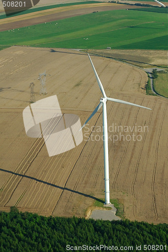 Image of Overview of a windturbine and yellow field 