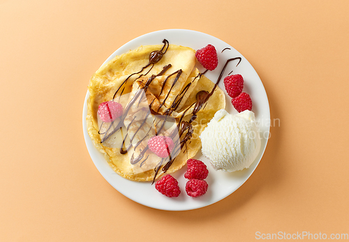 Image of freshly baked crepe 