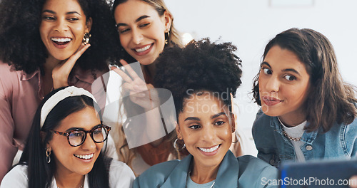 Image of Happy, phone or employees take a group selfie at work on lunch break for team building in an office room. Smile, teamwork or excited marketing team take pictures for social media at a startup company