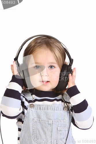 Image of girl listening music 