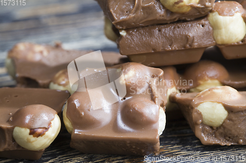 Image of hazelnuts with chocolate