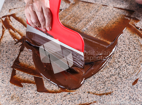 Image of Tempering melted chocolate