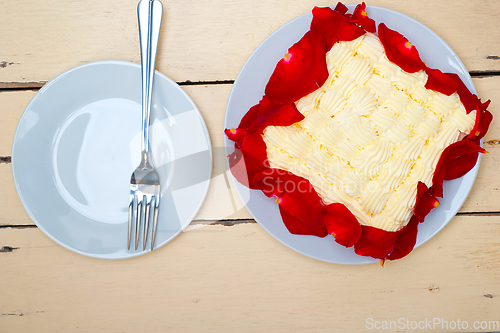 Image of whipped cream mango cake