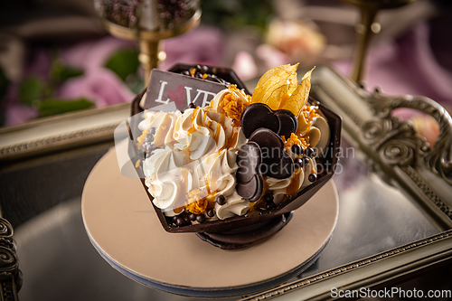 Image of Ice cream sundae