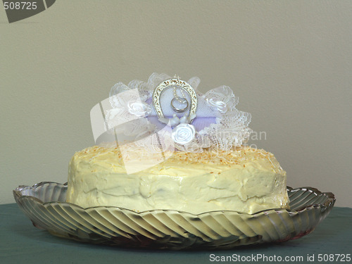 Image of Portrait of a Honey Wedding cake