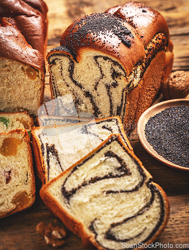 Image of Swirl brioche with poppy seeds