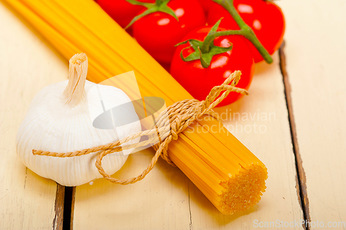 Image of Italian basic pasta ingredients