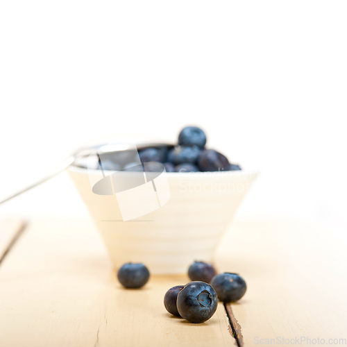 Image of fresh blueberry bowl