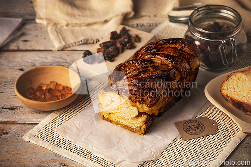 Image of Babka spread with walnut fillings