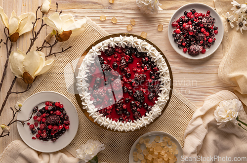 Image of Cake topped with jelly