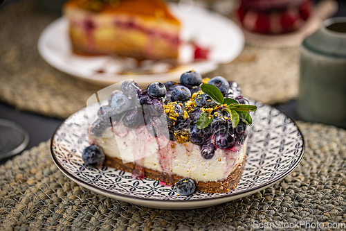 Image of Cheesecake tart with fresh blueberries