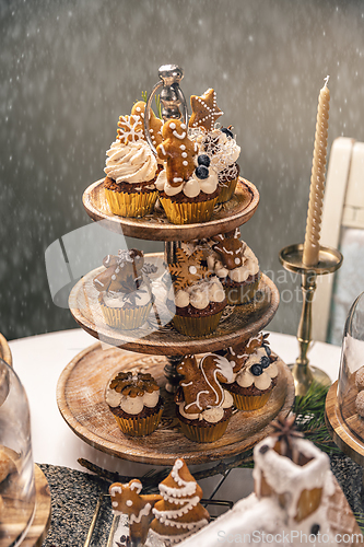 Image of Delicious gingerbread cupcakes