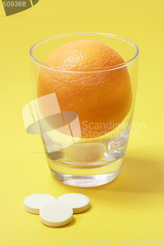 Image of Orange in glass