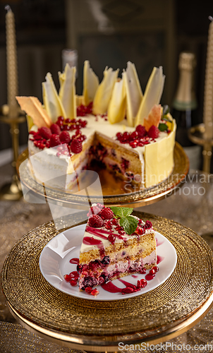 Image of Delicious raspberry cake