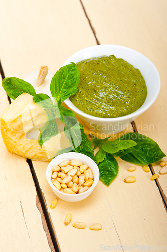 Image of Italian basil pesto sauce ingredients