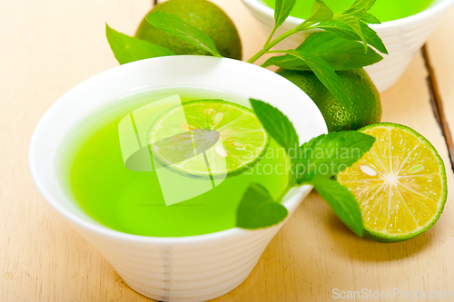 Image of mint infusion tea tisane with lime