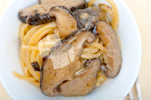 Image of Italian spaghetti pasta and mushrooms